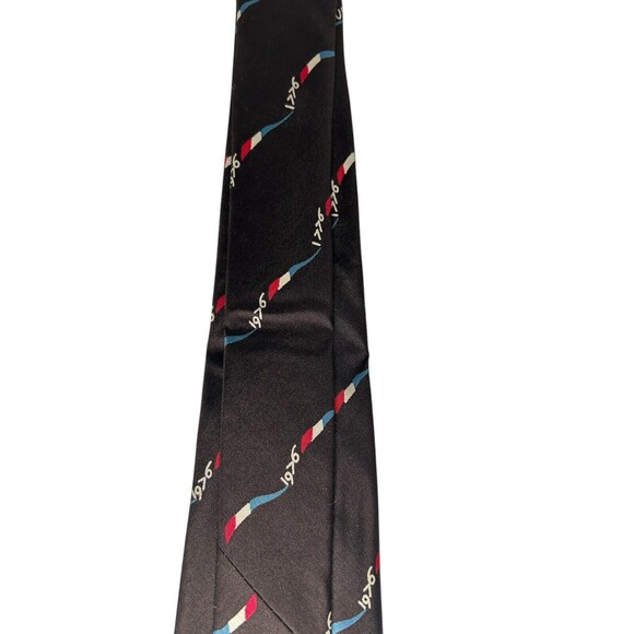 VINTAGE Bicentennial Necktie Dark Grey 1776 1976 Gino Pompeii Silk Made In Italy - Picture 12 of 16